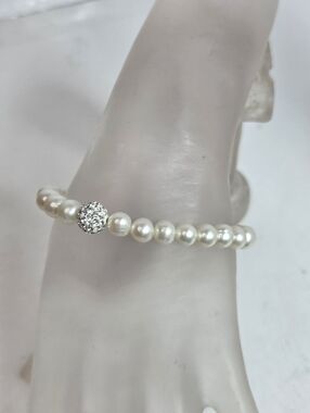 cultured pearl stretch bracelet with pave bead accent 6mm 7in natural bracelet